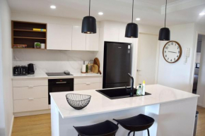 Jubilee Apartment 05 - Bring your own linen, South West Rocks